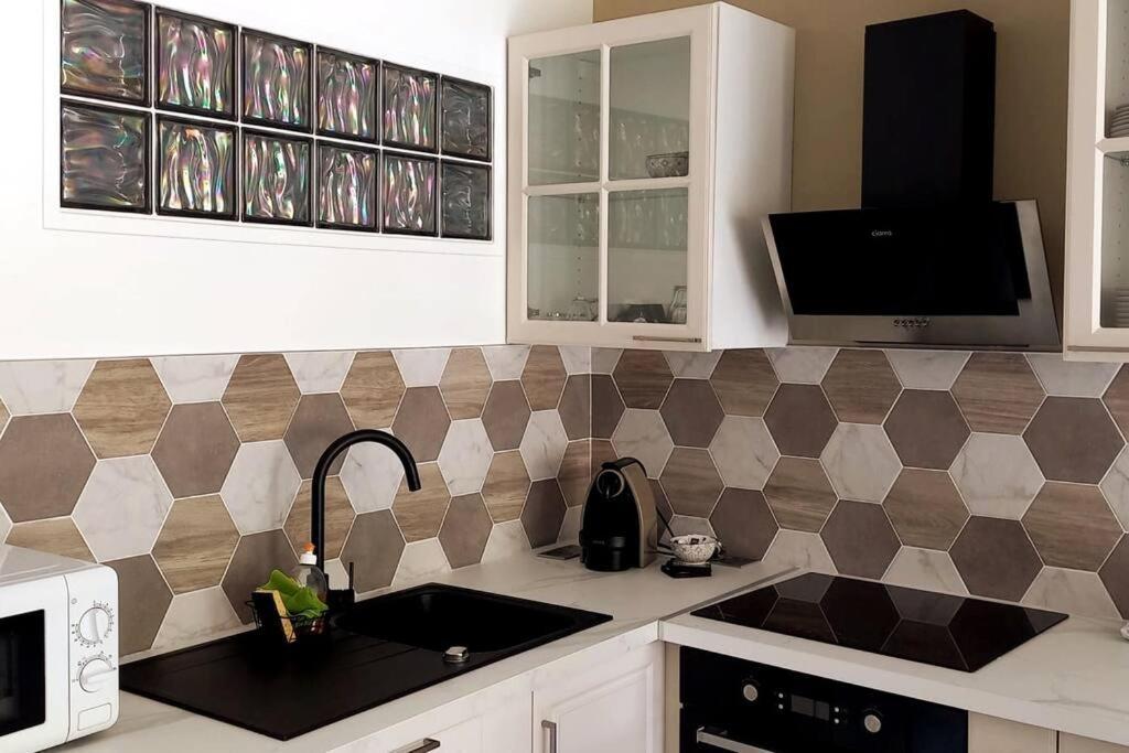 Immeuble Le Regency, Appartement 4 Pieces, 80 Metres De La Plage Menton Eksteriør billede