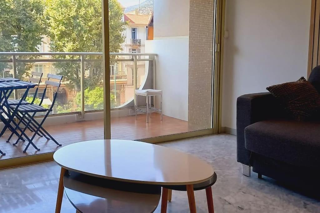 Immeuble Le Regency, Appartement 4 Pieces, 80 Metres De La Plage Menton Eksteriør billede