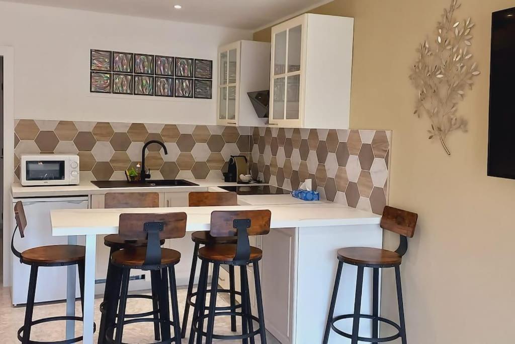 Immeuble Le Regency, Appartement 4 Pieces, 80 Metres De La Plage Menton Eksteriør billede