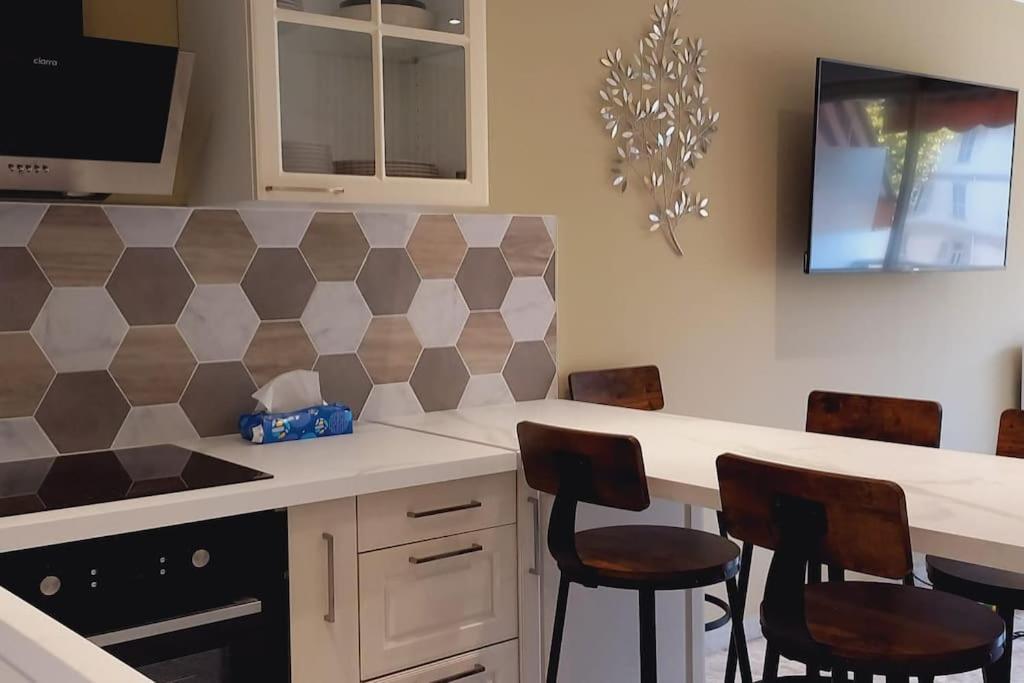 Immeuble Le Regency, Appartement 4 Pieces, 80 Metres De La Plage Menton Eksteriør billede