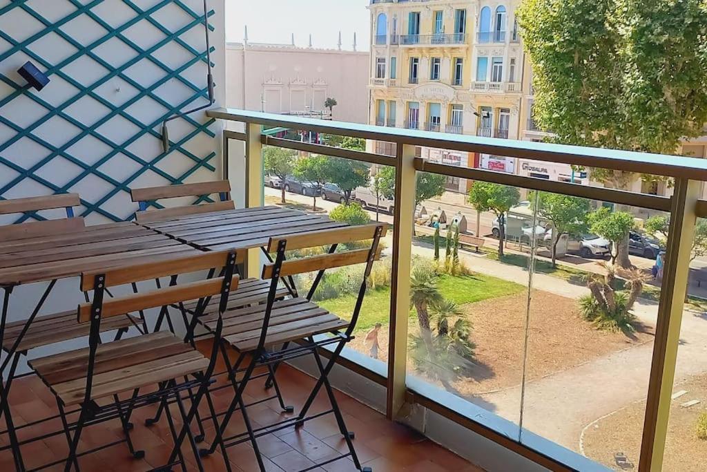 Immeuble Le Regency, Appartement 4 Pieces, 80 Metres De La Plage Menton Eksteriør billede