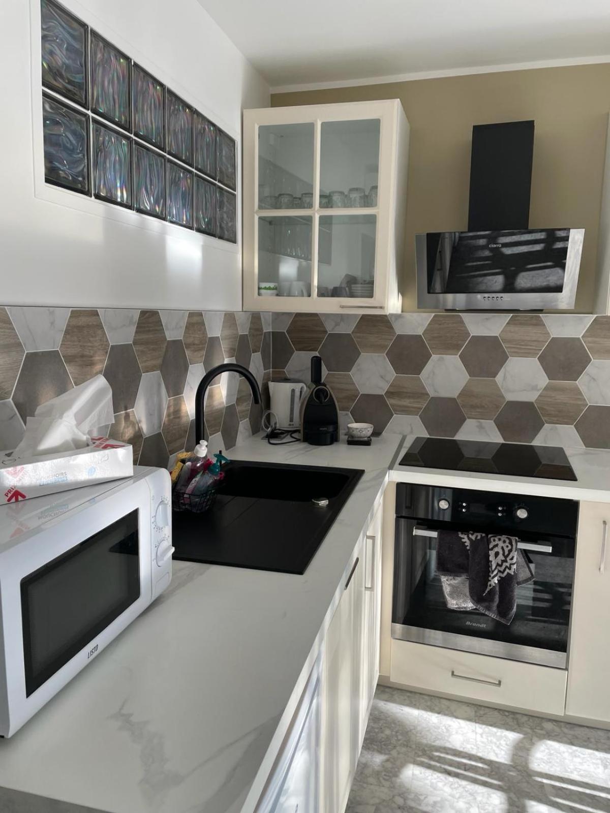 Immeuble Le Regency, Appartement 4 Pieces, 80 Metres De La Plage Menton Eksteriør billede