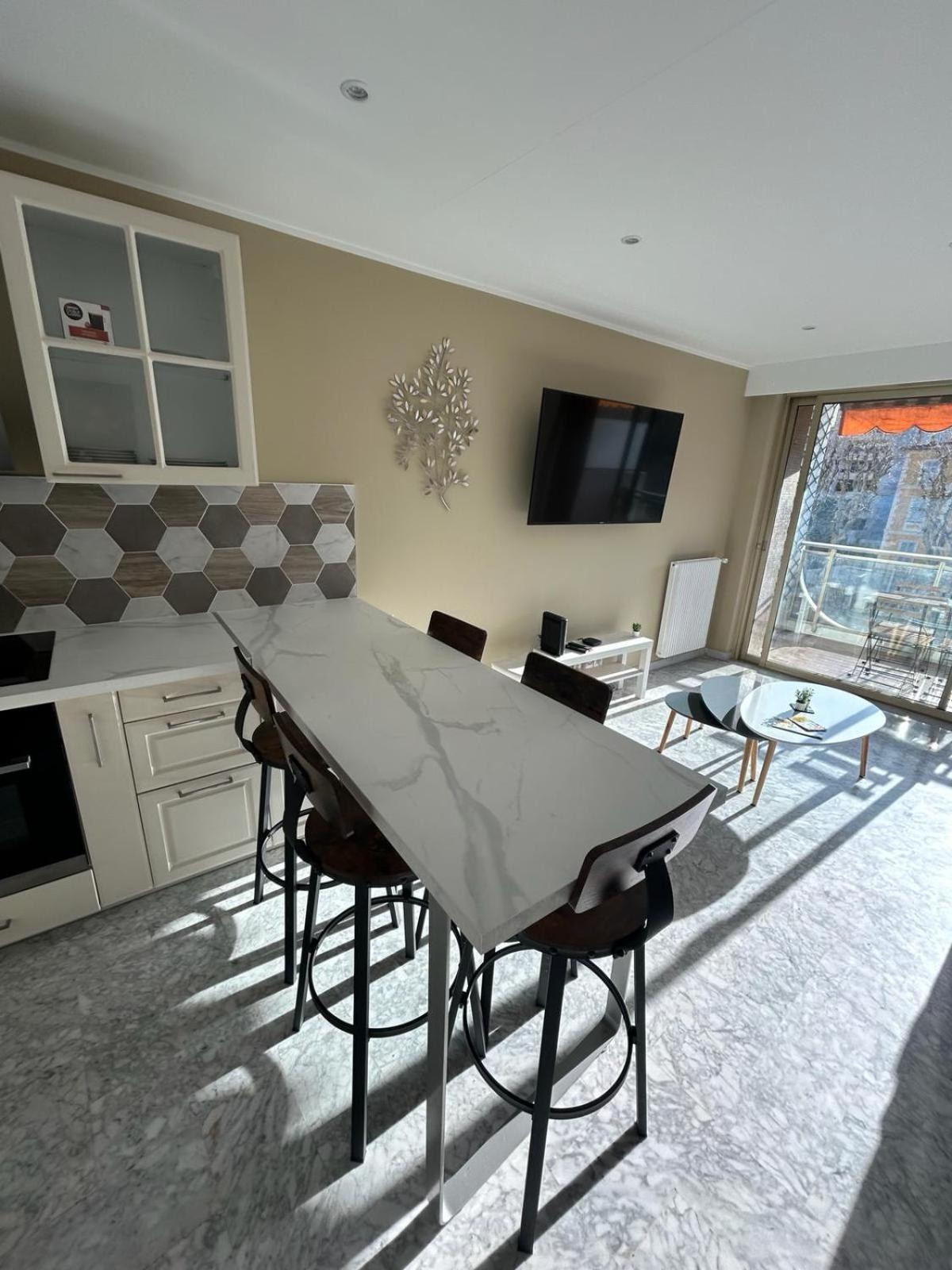 Immeuble Le Regency, Appartement 4 Pieces, 80 Metres De La Plage Menton Eksteriør billede