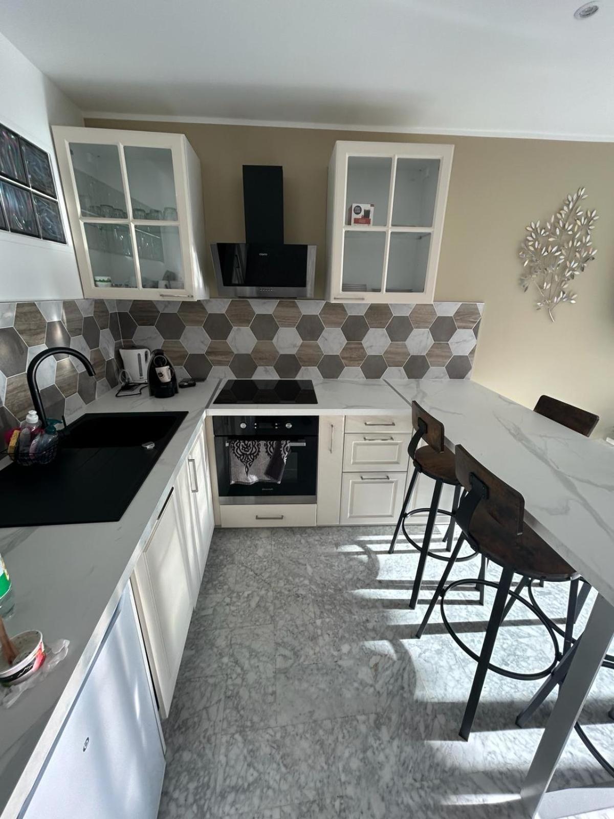 Immeuble Le Regency, Appartement 4 Pieces, 80 Metres De La Plage Menton Eksteriør billede
