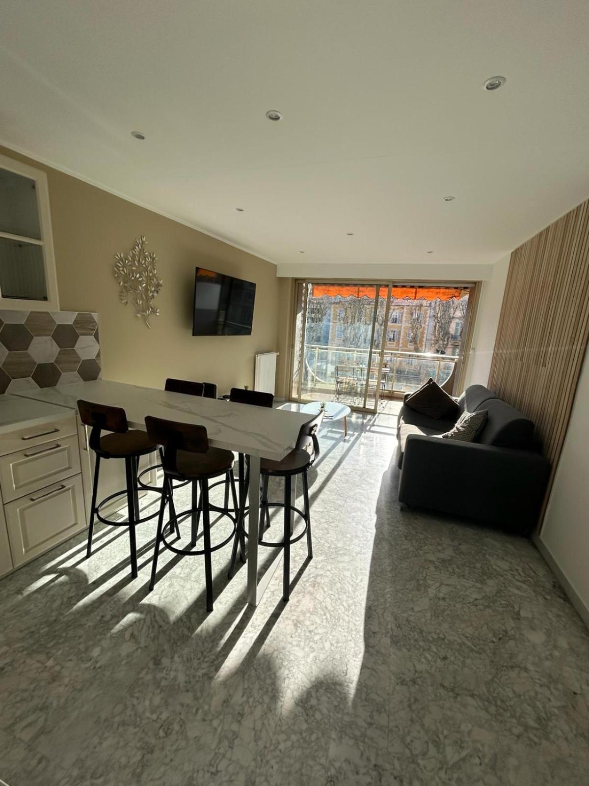 Immeuble Le Regency, Appartement 4 Pieces, 80 Metres De La Plage Menton Eksteriør billede